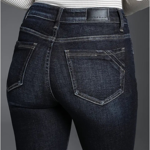 Buckle Black 28x30 Fit 23 Skinny Shaping and Smoothing Front Panel Women’s Jeans - Picture 3 of 15